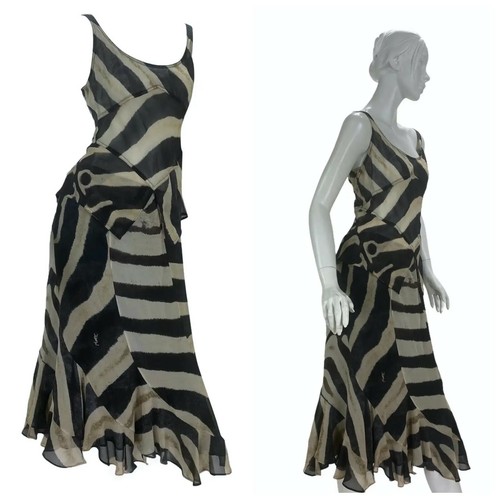 SAINT LAURENT (YSL) Set di abiti chiffon in seta stampato con animali Tom Ford per Yves Saint SS 2002 Laurent L