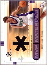 Toni Kukoc Card 2003-04 Upper Deck MVP Materials Warmups #TKWU 