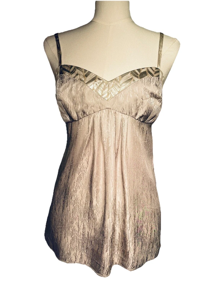 Trina Turk Babydoll Y2K SILK Women’s Top Size 8 Festival holidays Romantic glam  - Image 1 of 4