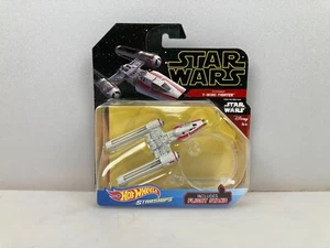 🚀 Hotwheels® Starships™ Resistance Y-Wing Fighter Druckgussmodell mit Flugständer - Bild 1 von 7