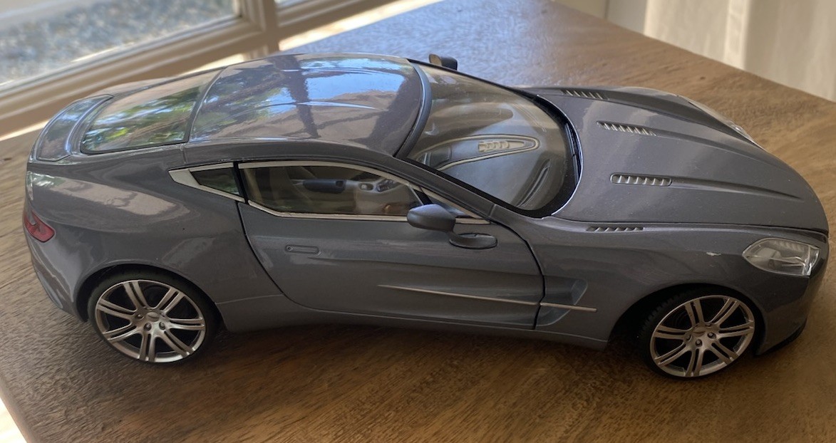 Aston Martin One-77 Mondo Motors 1/18th DIECAST MODEL | eBay