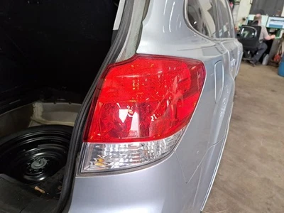 Lámpara trasera lateral Rh pasajero Legacy Outback 2012 Sku#4204502 Foto 1 de 4