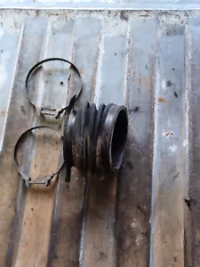 Honda Big Red ATC drive shaft axle tube boot and clamps - Imagen 1 de 3