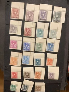4/327 Austria WWII Stamps 1945 Sc 432-454 Complete Corner Set Of 23 MNHOG Nice C - Picture 1 of 3