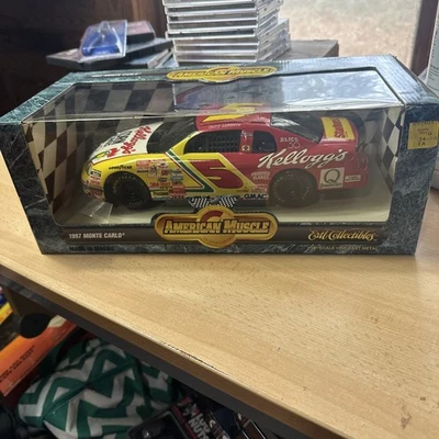 Ertl NASCAR 1997 Terry Labonte #5 Kellogg's Chevy Monte Carlo 1:18 coche diecast Foto 1 de 4