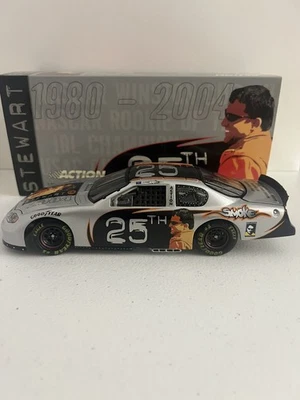 Nuevo NASCAR DIECAST ACTION RACING 1/24 TONY STEWART 25 AÑOS 2004 Foto 1 de 4