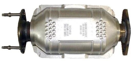 Eastern Catalytic Direct Fit Catalytic Converter for Kia Spectra - Image 1 of 1