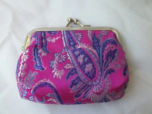 Jacquard Fabric Framed KISS LOCK Case Wallet Coin Purse 3.5"x3.5" - Picture 1 of 10