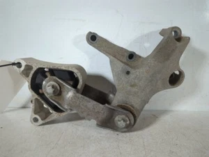 Mercedes A-class W176 A180 Cdi 2012-2018 1461 Engine Mount lower A2462401309 O5 - Picture 1 of 12