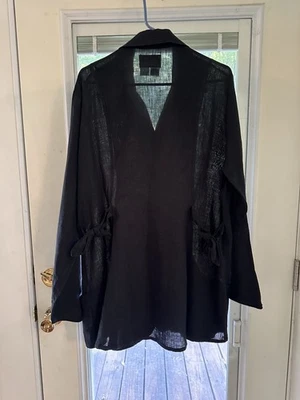 Винтажная льняная льняная куртка FLAX от Jeanie Englehart на пуговицах со средними черными завязками по бокам - Изображение 1 из 4