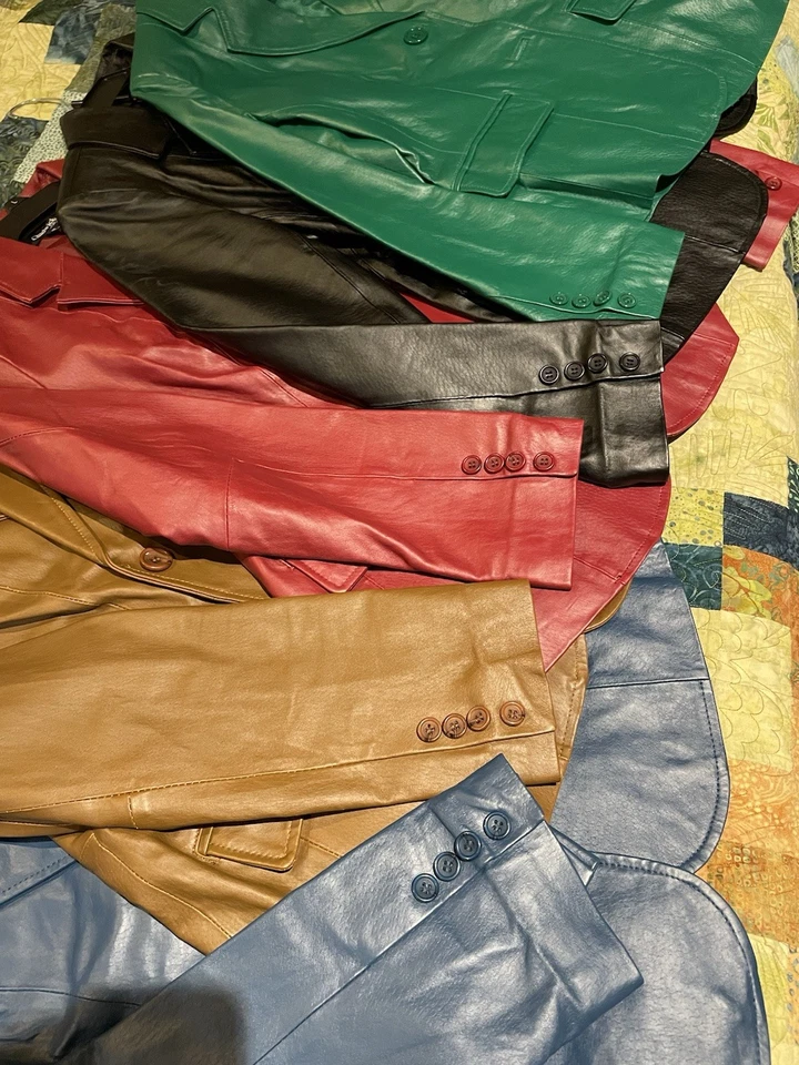 Blazers de cuero para mujer talla 10/medianos - denim rojo, verde, tostado, negro y azul Foto 1 de 4