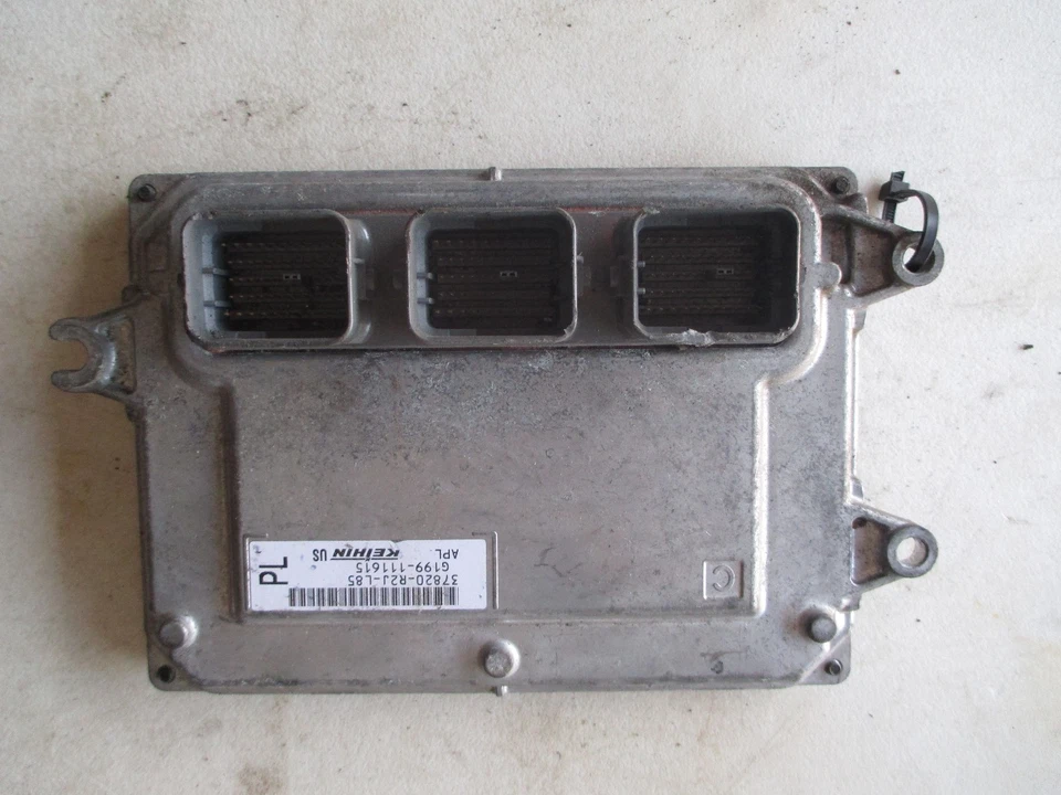 Computadora con motor Honda Civic ECM 2014-2015 37820-r2j-l85 Foto 1 de 1