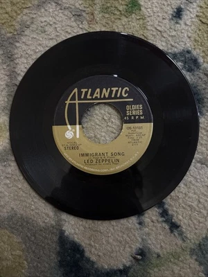 Led Zeppelin - Immigrant Song/Hey,Hey, What Can I Do vinyl 45RPM (OS 13131) Gold - Image 1 of 4