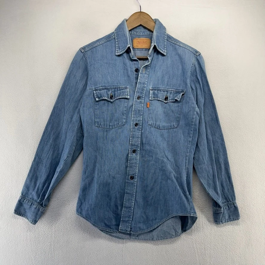 Camisa Vaquera Levis De Colección Para Hombre Pequeña Azul Naranja Pestaña Hecha en EE. UU. 60665 1117 AÑOS 80 Foto 1 de 4
