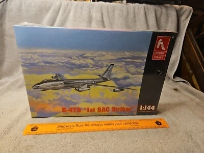Hobby Craft USAF B-47B Stratojet Bomber 1:144 "1st SAC Striker"   - Image 1 of 4