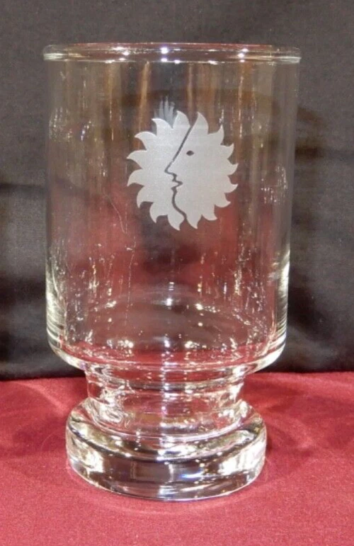 Vasos de bebida National Airlines - Diseño final Foto 1 de 1