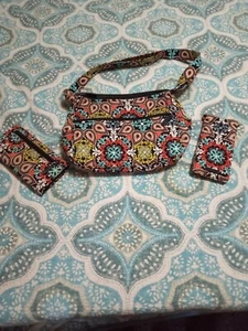 Vera Bradley Lot,Matching Shoulder Bag, Medium Size Tote,Glasses Case And Wallet - Picture 1 of 5