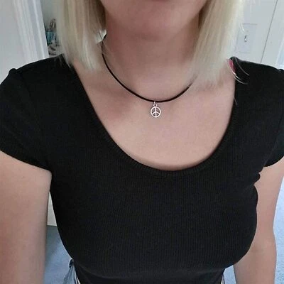 Collana nera con simbolo della PACE Argento in corda tipo caucciu da Uomo Donna - Immagine 1 di 4