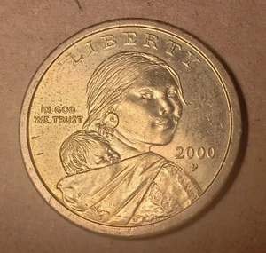 Sacagawea 2000P Dollar Coin Gold Color Circulated - Picture 1 of 2