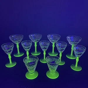 Vaseline Glowing Etched Swirl Stemware Wine Brandy Glasses Vintage Set of 11 - Picture 1 of 12
