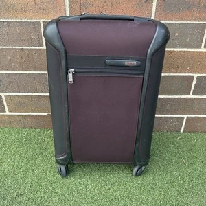 Tumi Continental 4 Wheel Carry-On 21" Luggage Gen 4.2 Black Spinner - Picture 1 of 12