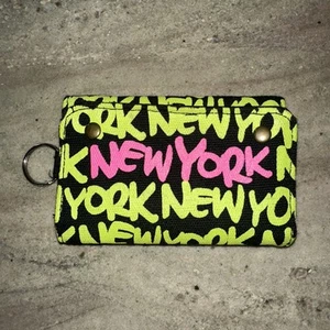 New York New York Robin Ruth Keychain Tri Fold Wallet Black Pink Green Key Ring - Picture 1 of 6