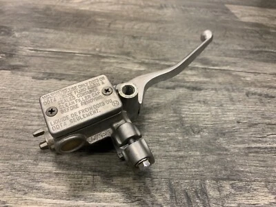 Honda CMX250 250 Rebel Front Right Brake Master Cylinder - WORKS OEM * - Image 1 of 4