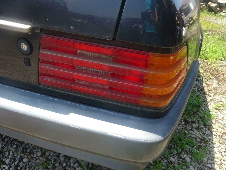 Conjunto de luz trasera MERCEDES 500 derecha 90 91 92 93 Foto 1 de 1