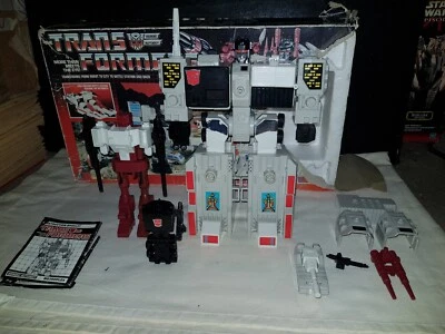 Transformers G1 Metroplex Figure Vintage Original 1985 Hasbro Takara Incomplete - Image 1 of 4