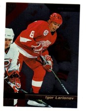 1997-98 Upper Deck SP Authentic #54 Igor Larionov DETROIT RED WINGS