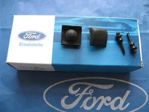 Rear parcel shelf rubbers - Button Clips -Ford Sierra RS 500 cosworth Escort Mk4 - Picture 1 of 2
