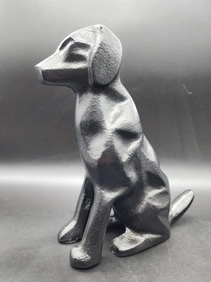 Estatueta moderna de metal preto para decoração de casa de laboratório de cães design geométrico feita na Índia 9" - Imagem 1 de 4