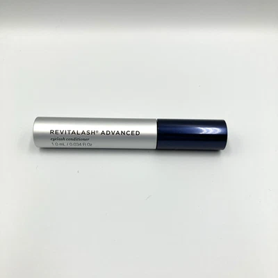 Revitalash Cosmetics, Suero acondicionador avanzado de pestañas RevitaLash Foto 1 de 3