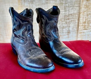 Ariat New Leather Ladies Billie 8.5B Embroidered Naturally Distressed Boots - Picture 1 of 11