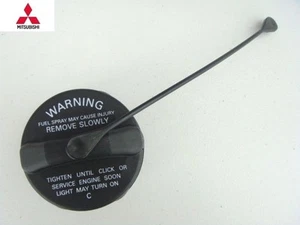 Gorra del tanque de gasolina Mitsubishi Galant Endeavor 2005 - 2012 original nueva - Imagen 1 de 6
