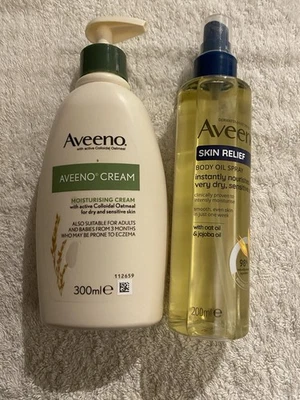 Aveeno Moisturising Cream 300ML + Aveeno Skin Relief Bony Oil Spray New - Image 1 of 2