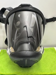 SURVIVAIR Sperian 7620 Full Facepiece Atemschutzmaske Größe M 40 mm Opti Fit - Bild 1 von 5