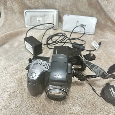 Kodak EasyShare Z7590 5.0MP 10x Zoom Digital Camera w/2 Batt +Accessories TESTED - Image 1 of 4