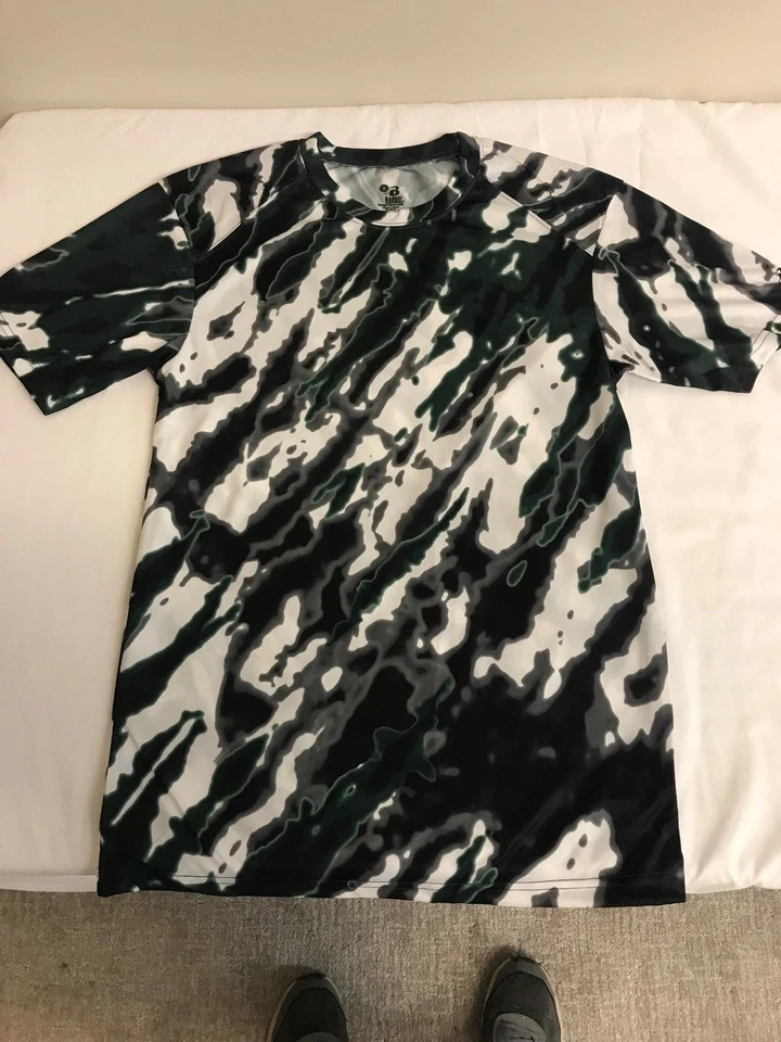 Camiseta Badger Tye Dye 100 % Poly Performance para hombre, verde cazador Foto 1 de 1