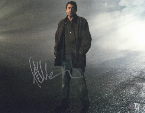 JEFFREY DEAN MORGAN WALKING DEAD SIGNED 11X14 PHOTO AUTOGRAPHED BECKETT BAS COA Cover