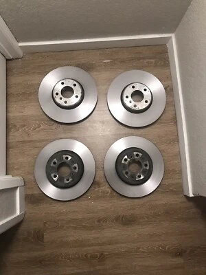 Discos de freno BMW 5 Series 550i M 2014 originales Foto 1 de 4