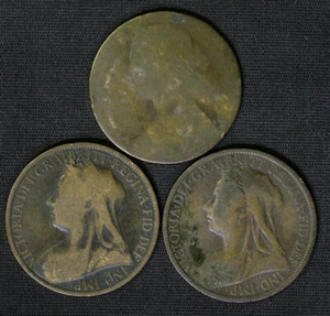 Lote de 3 monedas de un centavo Victoria Gran Bretaña 1875 1896 1900 - Imagen 1 de 2