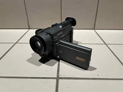Sony DSR-PD100A 3CCD Mini-DV Camcorder (PARTS ONLY) - Image 1 of 4