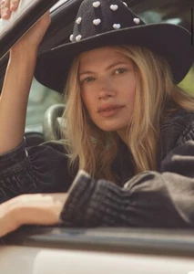 Anthropologie Heart Pearls Rancher Hat Brim Bead Crown Wool Felt Black O/S  NWT - Picture 1 of 8