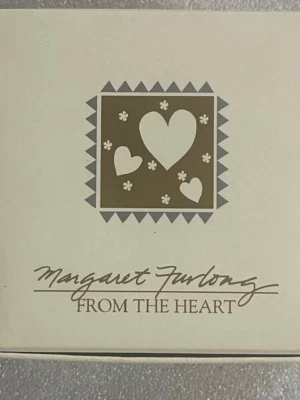 Margaret Furlong FROM THE HEART Ornament HF-1 (T)  NIB - Imagem 1 de 2