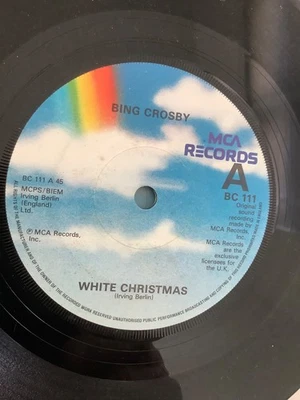 Bing Crosby.   White Christmas .  .  7" Vinyl  MCA - Image 1 of 2