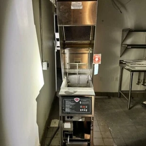 Wells Ventless ELECTRIC Open Deep Fryer With Auto-Lift **GREAT CONDITION** - Picture 1 of 4