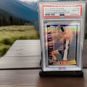 2023-24 Topps Chrome Victor Wembanyama Youthquake rifrattore RC PSA 10 POP 51 - Foto 1 di 3