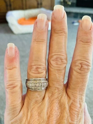 Anillo de diamantes baguette oro 14k usado Foto 1 de 2