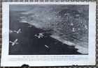 1942 Magazine original photo vintage, bateaux volants Catalinas au-dessus de la ville de San Diego